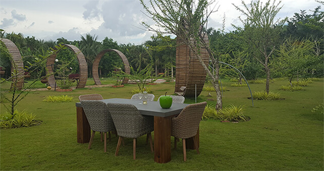 Happy Garden Bar